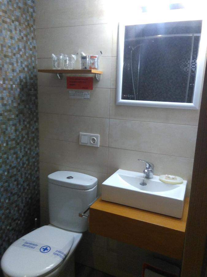 Apartamentos Turisticos La Garza Caces Exteriör bild